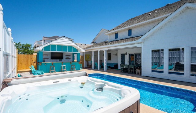 632 Private Pool, Hot Tub, Billiards, and More!