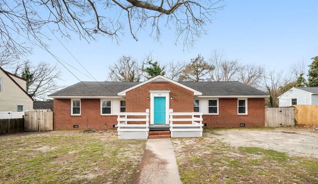 Affordable Newport News. Sleeps 6, easy Shipyard access