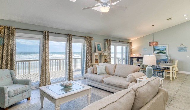 Almost Heaven! Large Beachfront Home, Incredible Views, 2 Level Deck, Fire Pit, $300 in Free Tickets
