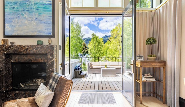 Alpine Rowhouse - Boutique Luxury in Town