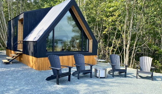 Bay View A-Frame | Firepit, Bath Tub, Near Acadia