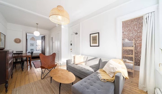 Beautiful Home Historic Rowhouse