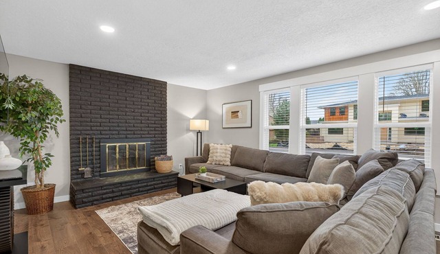 Beaverton Escape, Backyard & Game Room