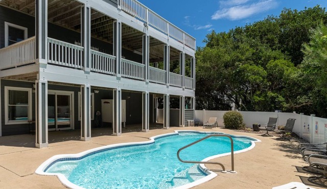 Captain's Choice 5 Bedroom home w/Private Hot Tub!