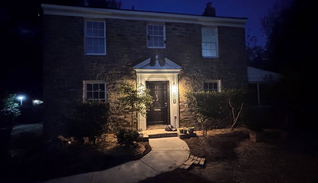 Charming 3 bedroom historic house from the 1930’s made into a short term rental