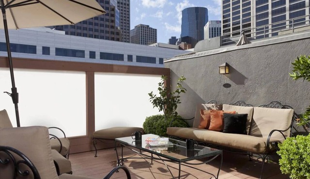 Charming Embarcadero Room Near Ferry, Oracle Park & Painted Ladies