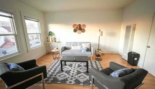 Charming Top Floor Suite in Outer Richmond