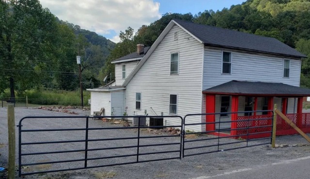 Cottage Duplex 5 in Eckman Central to Hatfield McCoy trail. ATV Rental Offered! in Eckman