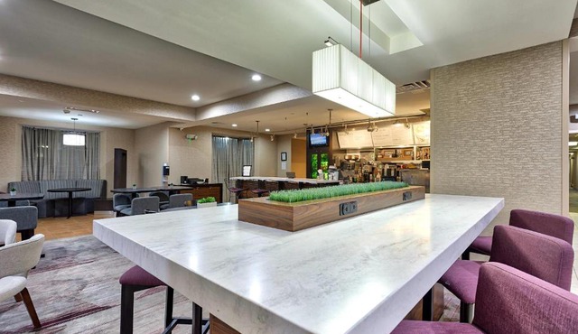 Country Inn & Suites by Radisson, Hampton Coliseum