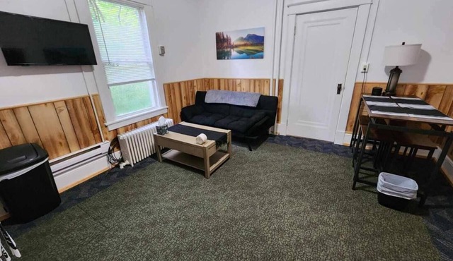Cozy Rustic Extended Stay Escape