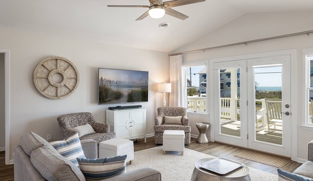 Dot's Spot, Almost Oceanfront House in Emerald Isle, NC!