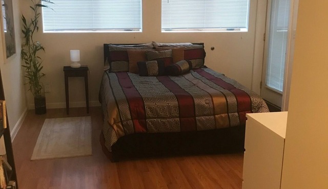 Efficiency Apartment Close to Annapolis. .