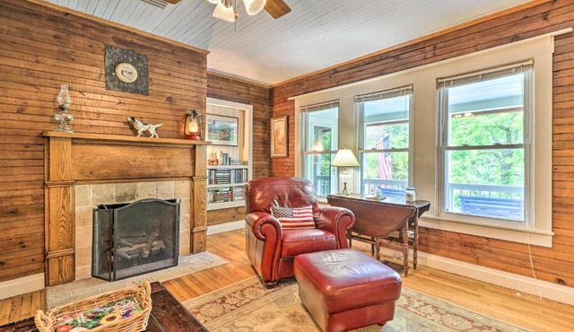 Fish, Float & Relax Fireside: Home Near New River! in Crumpler