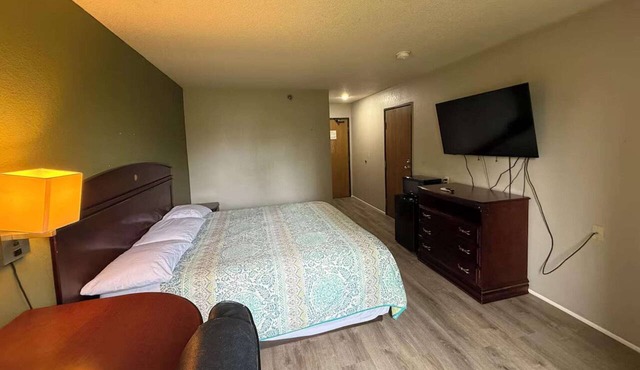Full Bed | Non-Smoking