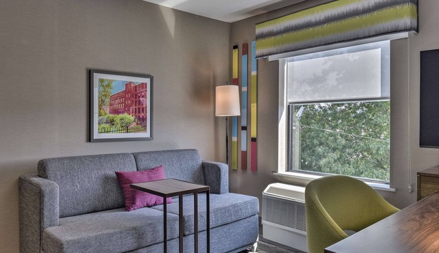 Hampton Inn & Suites Keene