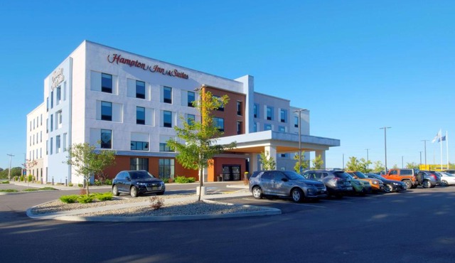 Hampton Inn & Suites Portland West