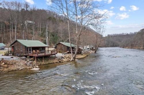 Laurel Bush Combo - 6 Waterfront Homes, Fish, Hike, and Mountain Views!
