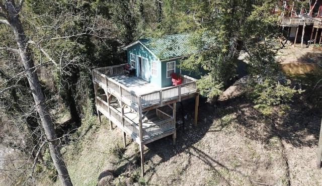 Mountain & River Views, Cute Getaway - Southfork Cottage by Carolina Properties