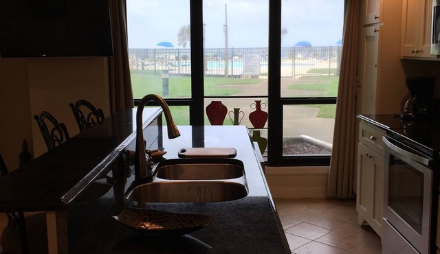 New Luxurious, Oceanfront Condo - Handicap Friendly.