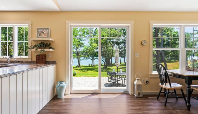 NEW Tranquil Tides - 2-bedroom home with privacy, AC and tidal waterfront access