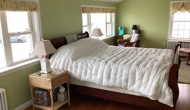 Ocean Front cape cod style home with panoramic views of North Beach. in Hampton