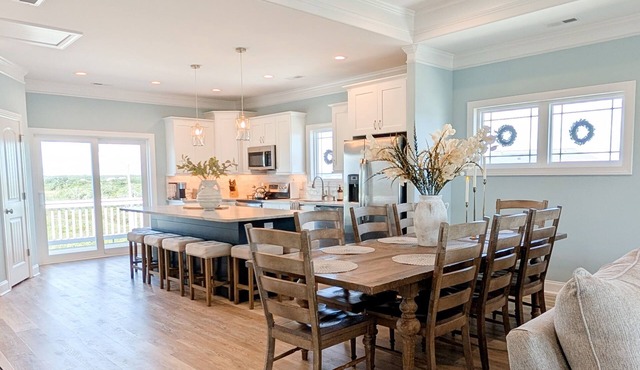 OCEANFRONT,Spa,Elevator,North Topsail Beach NC,King's Paradise