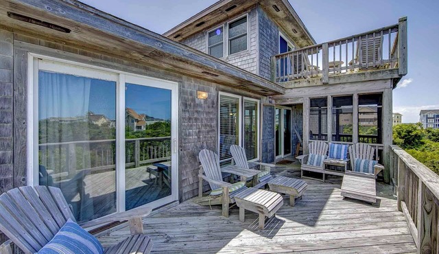 Oceanside, Ocean Views, Sound Views, Sundeck, Short Walk To The Beach!