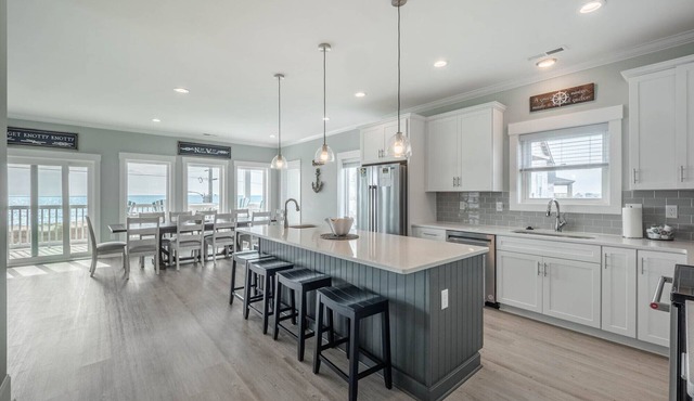 Oceanview Pet Friendly Home with Pool and Elevator