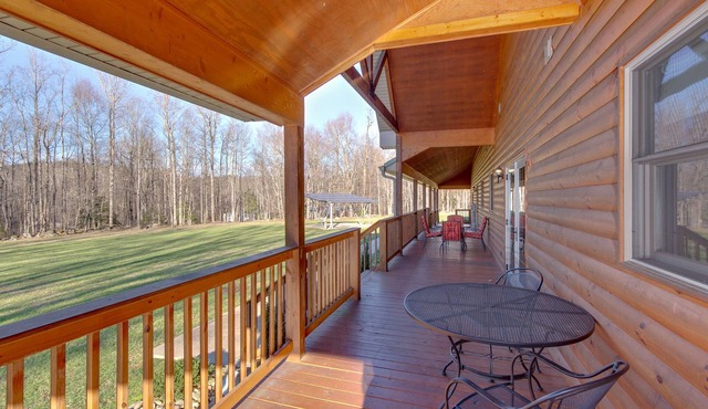 Orchard Hideaway by Jackson Mountain Rentals in Cosby