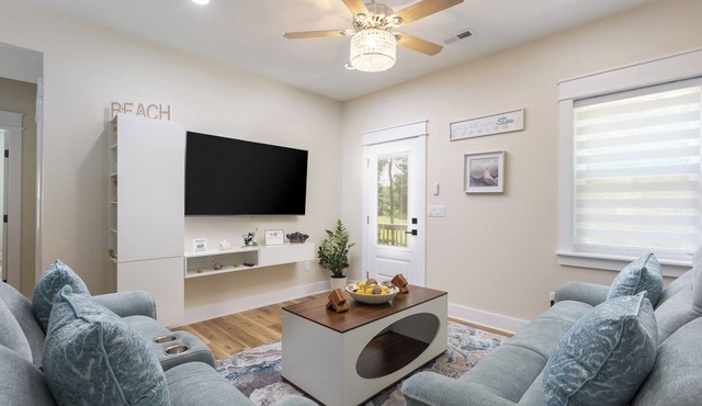 Perfect OBX Stay - Cozy 2BR apartment in Kitty Hawk close to the beach & dinning