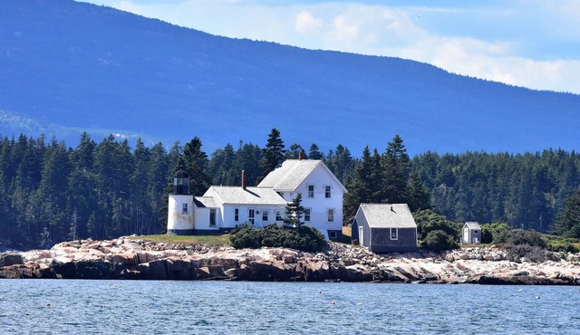 Perfect seaside cottage in Corea, Maine, bold ocean front.