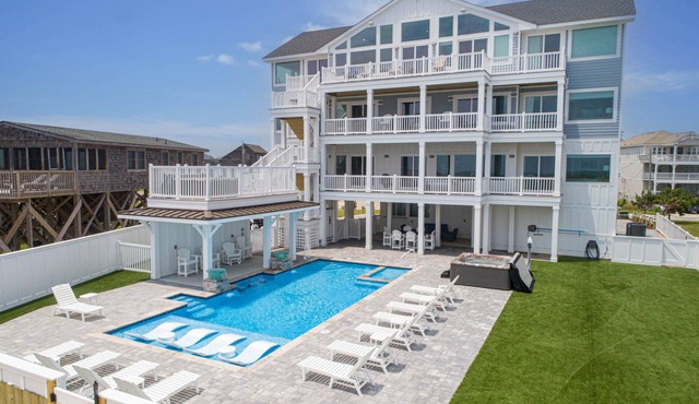 Premier Oceanfront Estate w/Pool, Hot Tubs, Elevator, Theater, and Much More
