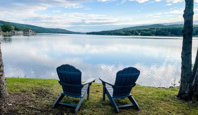 Private Lakefront Cabin