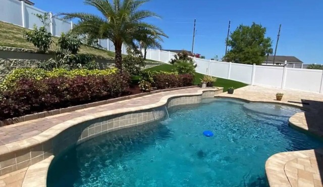 Private pool-Comfy home- 8 guest