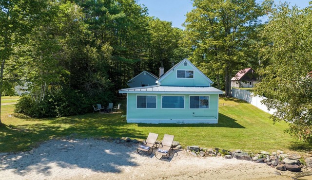 Private, sandy beach on Lake Cobbosseecontee!