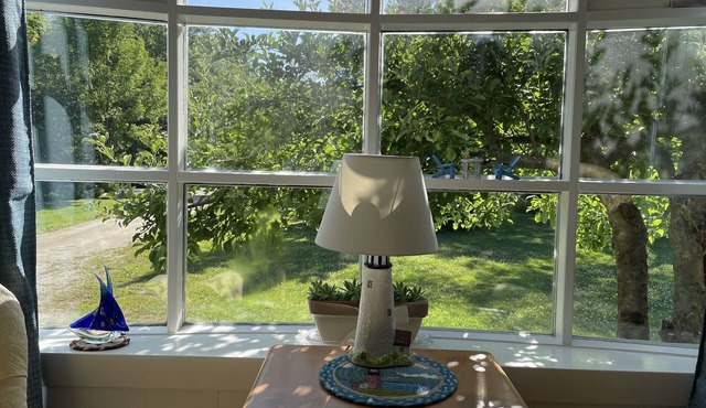 Quiet Cottage surrounded by beaches, restaurants, hiking, shops & Kennebunkport