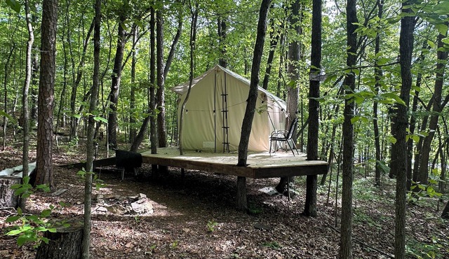Serene 7 Treehouse Tent tranquil romantic getaway!