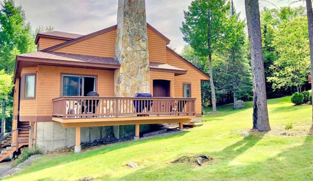 Slopeside Bretton Woods Resort Cottage for Families
