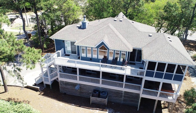 Soundside, Private Pool, Hot Tub, Screened Porch, 311C, Sounds of Joy in Corolla