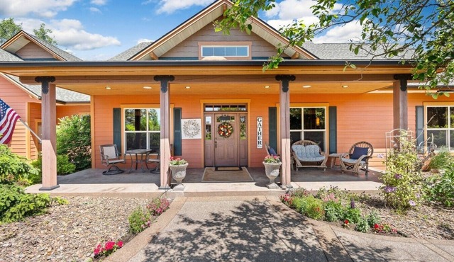 Spacious Bigfork Home w/Theater, Hot Tub & Games in Bigfork