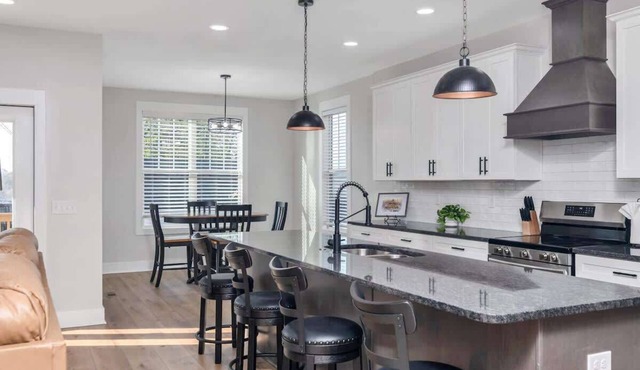 Springfield Haven - Modern Comfort Near Nashville