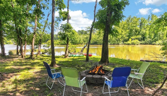Stillwater Waterfront Retreat - Rec Room - Kayaks - Elevator - Sleeps 8