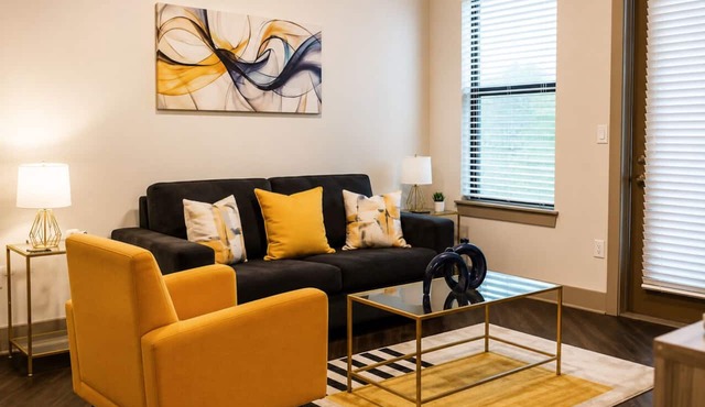 Stylish West Midtown Retreat with Rooftop Pool, Steps to the Stadium