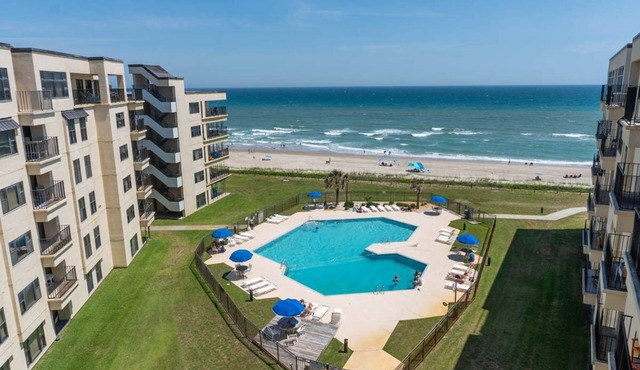 Summer Winds B-604, Oceanfront Penthouse Condo in Indian Beach, NC!