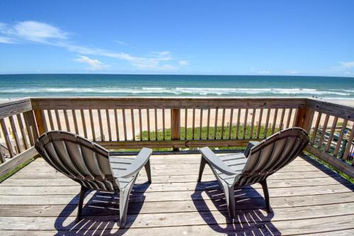 Sundance- Oceanfront 3BR cottage in Surf City, perfect for 10 guests!