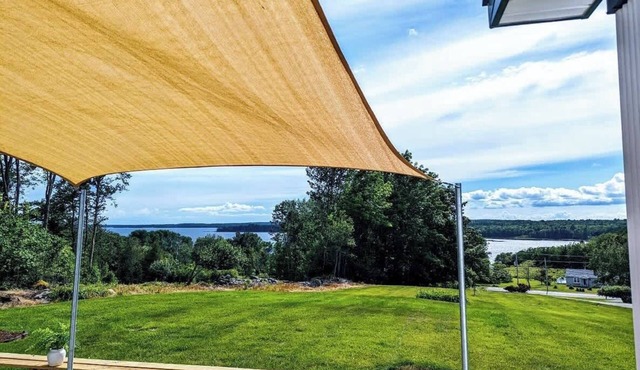Sunset Waterview Cottage w/Fire Pit Near Acadia