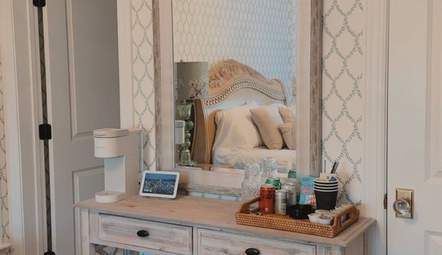 The Manor Morningside - 2-bedroom townhome Near Stadium & Marta with pool access
