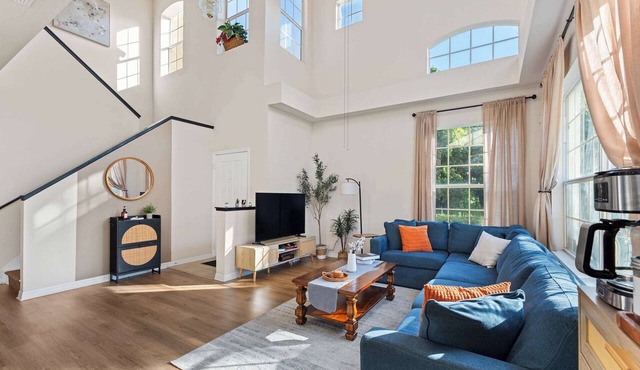 Vacation Home with Private Guest Suite Near Disney