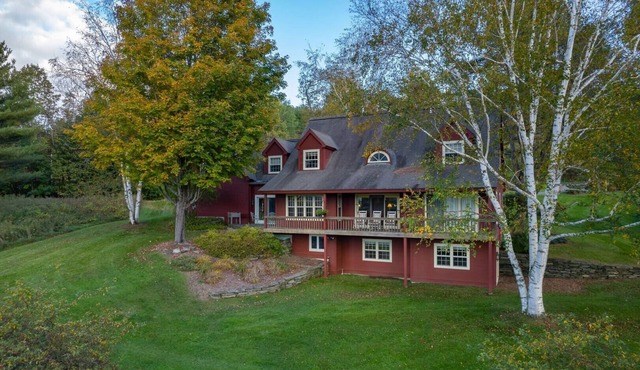 Winterfound Farm, Full Farmhouse & Barn for Groups