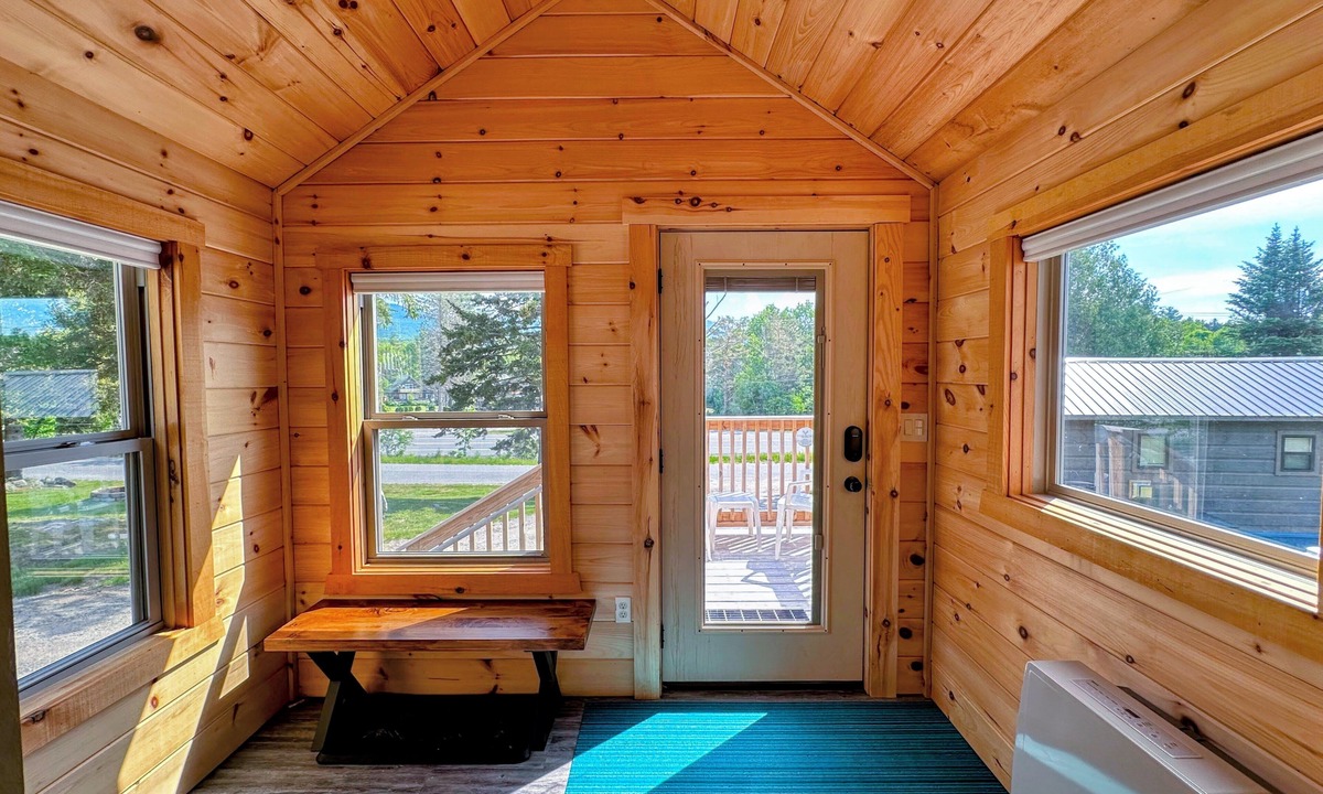 Twin Mountain Cottage | Bmv8 Tiny Home Topline